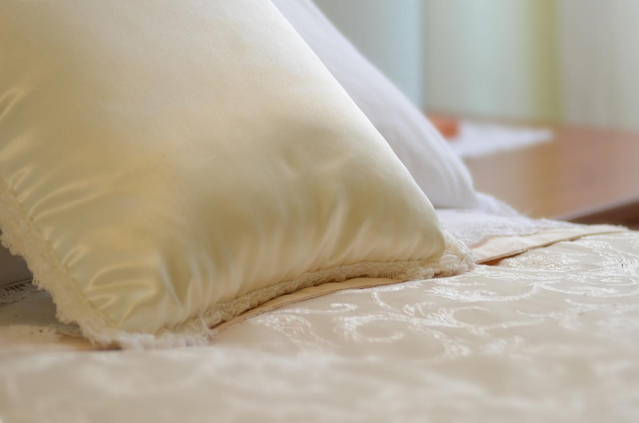 Hotel La Fenice Кьяри Экстерьер фото